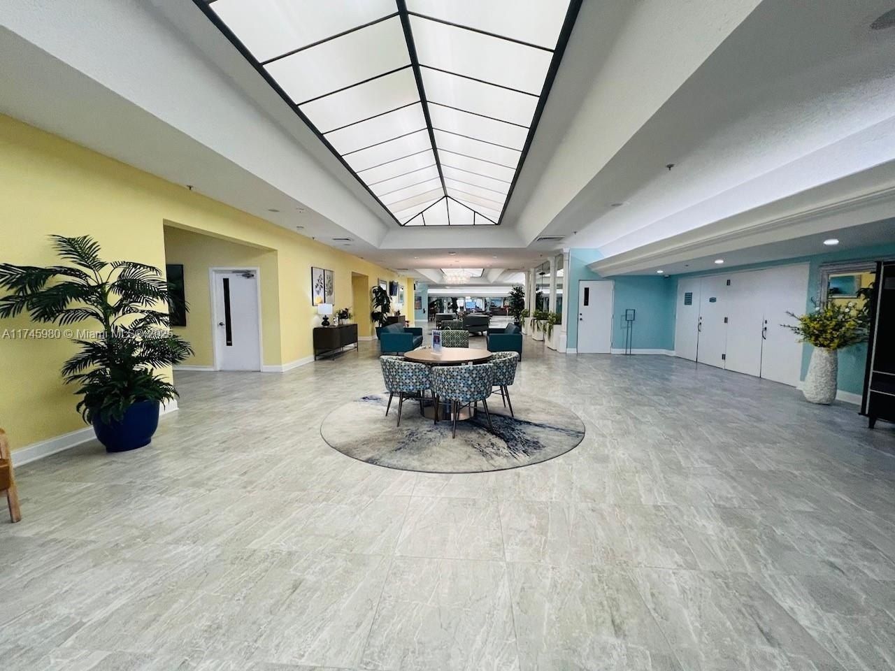 10332 Sunrise Lakes Blvd, Unit 103, Sunrise, FL 33322 Photo