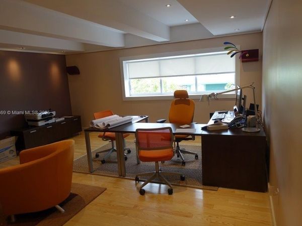 6130 NE 4th Ct, Miami, FL 33137