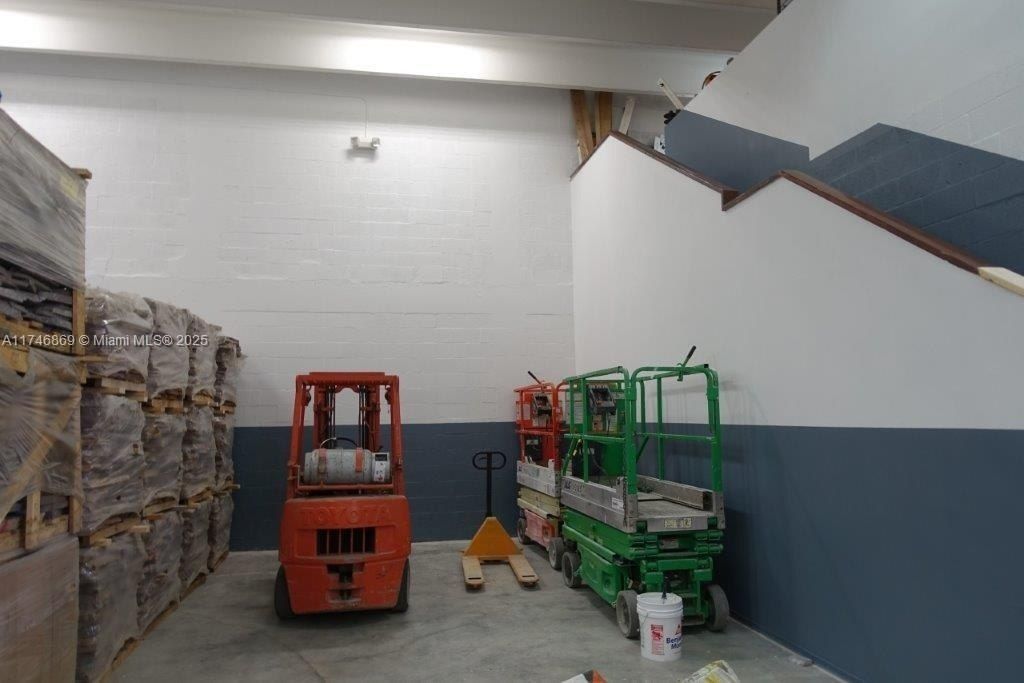 6130 NE 4th Ct, Miami, FL 33137 Photo