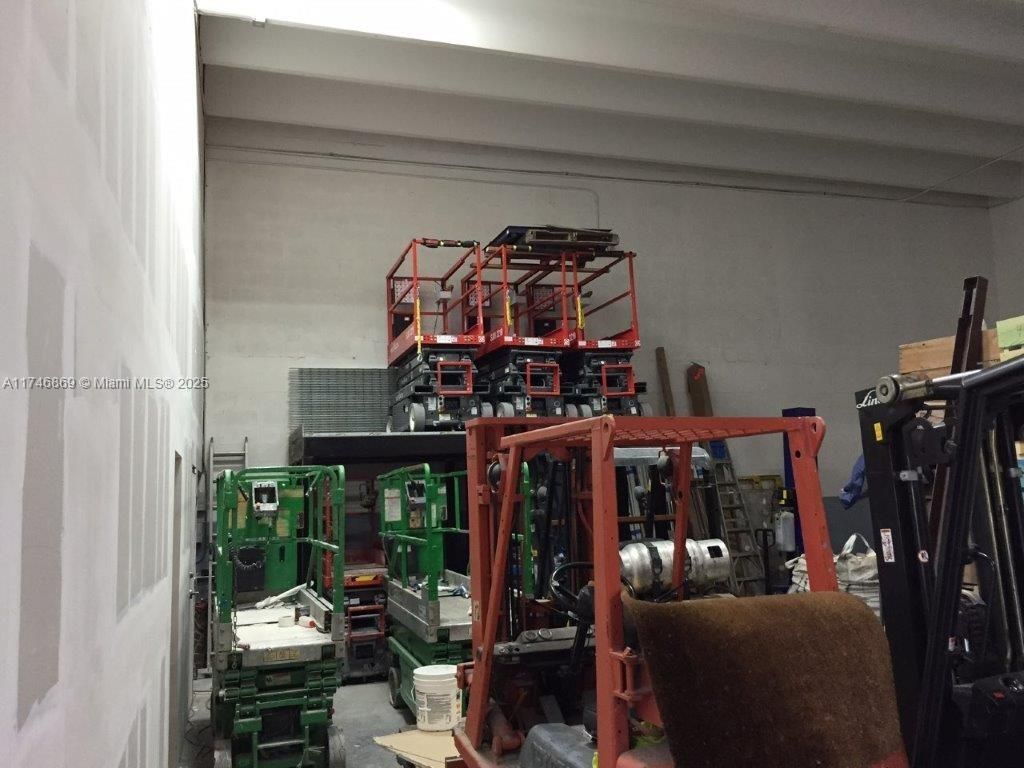 6130 NE 4th Ct, Miami, FL 33137 Photo