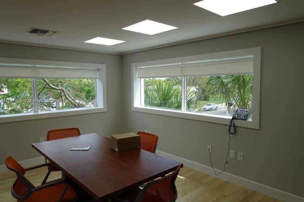 6130 NE 4th Ct, Miami, FL 33137 Photo