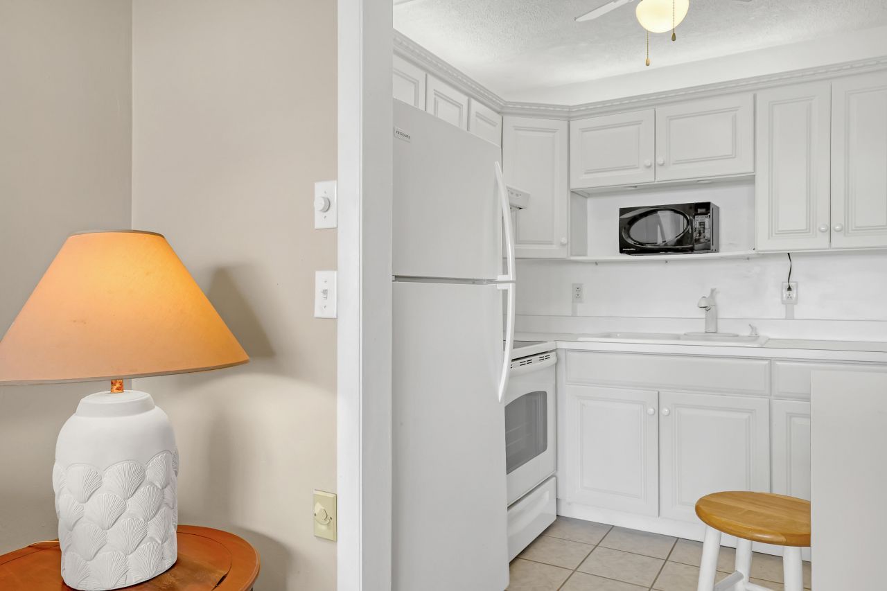 680 Horizons W, Unit 110, Boynton Beach, FL 33435 Photo