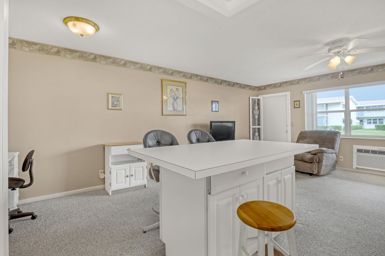 680 Horizons W, Unit 110, Boynton Beach, FL 33435 Photo