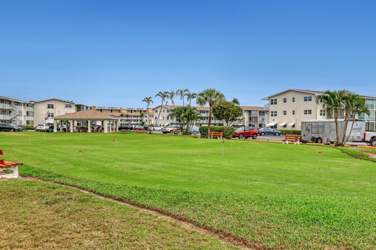 680 Horizons W, Unit 110, Boynton Beach, FL 33435 Photo