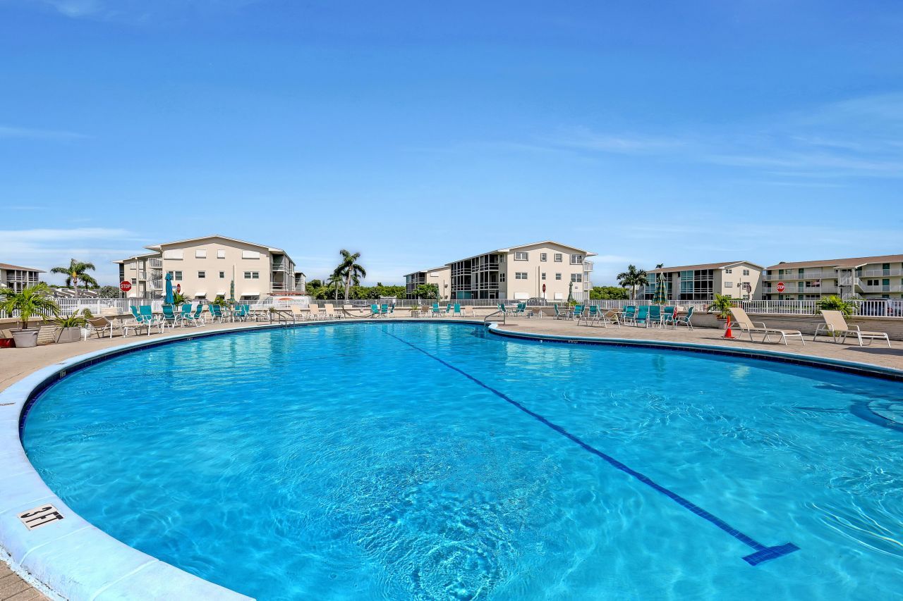 680 Horizons W, Unit 110, Boynton Beach, FL 33435 Photo