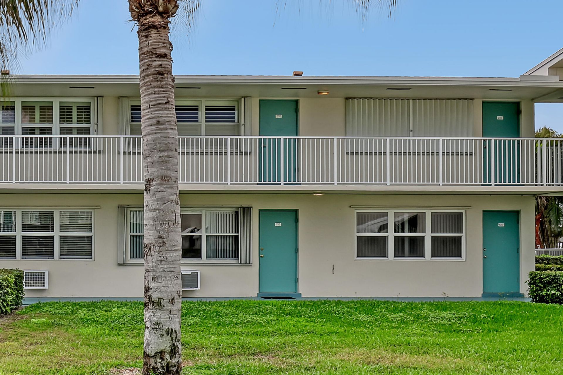 680 Horizons W, Unit 110, Boynton Beach, FL 33435 Photo