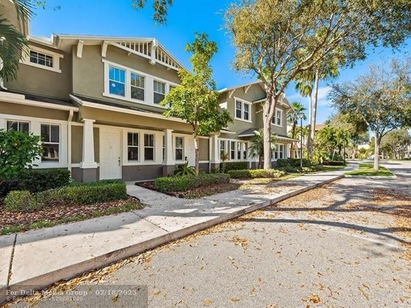 580 Pacific Grove Dr, Unit 3, West Palm Beach, FL 33401