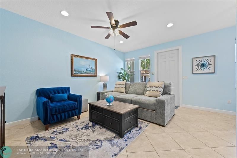 580 Pacific Grove Dr, Unit 3, West Palm Beach, FL 33401 Photo