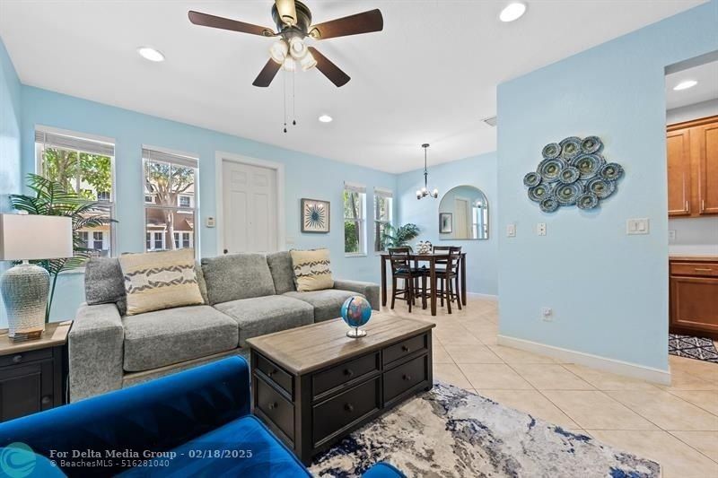 580 Pacific Grove Dr, Unit 3, West Palm Beach, FL 33401 Photo