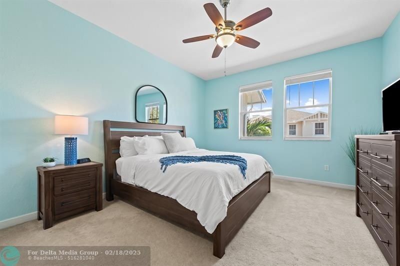 580 Pacific Grove Dr, Unit 3, West Palm Beach, FL 33401 Photo