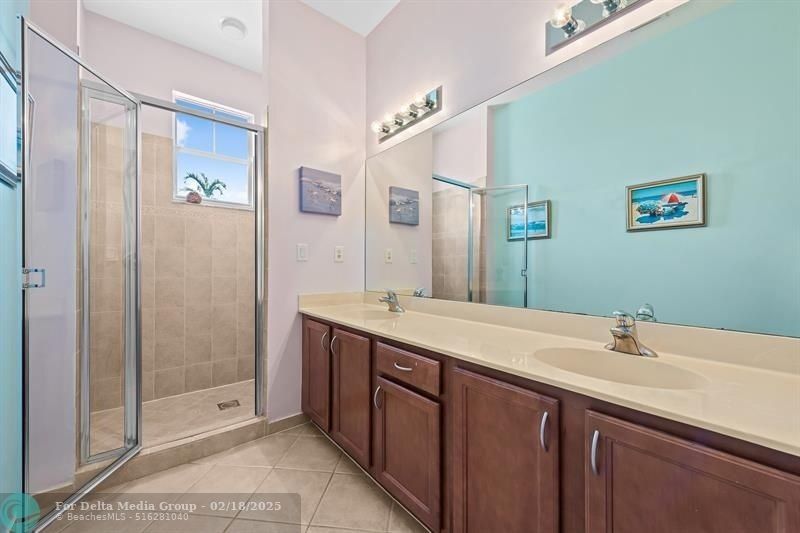 580 Pacific Grove Dr, Unit 3, West Palm Beach, FL 33401 Photo