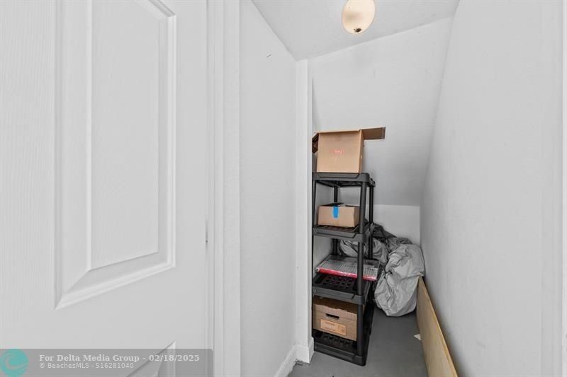 580 Pacific Grove Dr, Unit 3, West Palm Beach, FL 33401 Photo