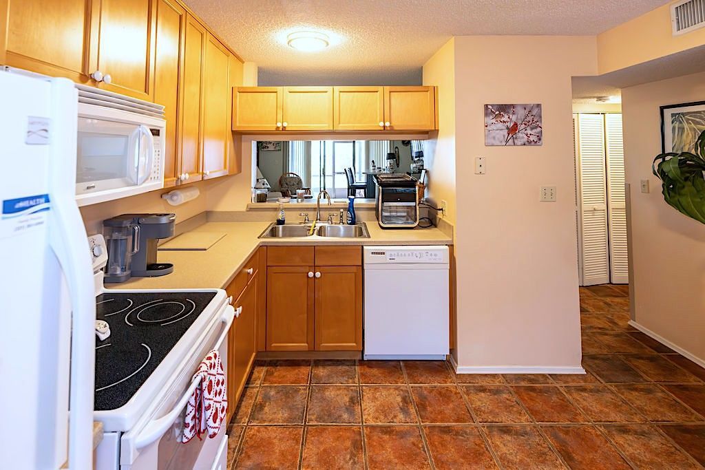 5740 Marina Drive, Unit 2, Sebastian, FL 32958 Photo