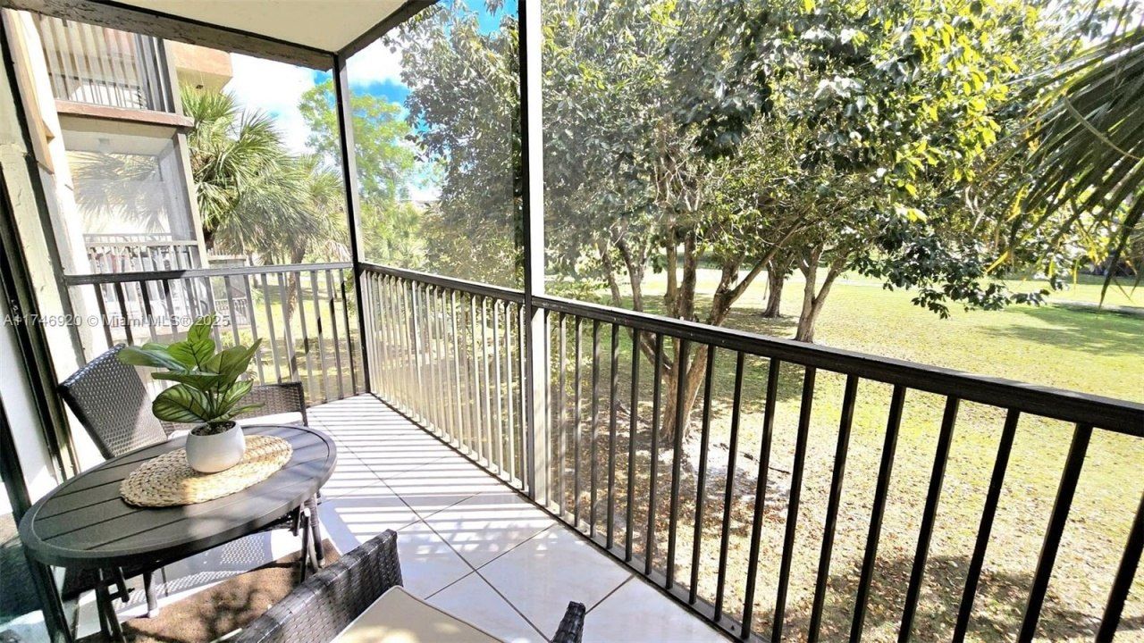 5530 NW 44th St, Unit 306C, Lauderhill, FL 33319 Photo