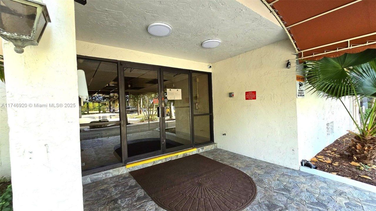 5530 NW 44th St, Unit 306C, Lauderhill, FL 33319 Photo