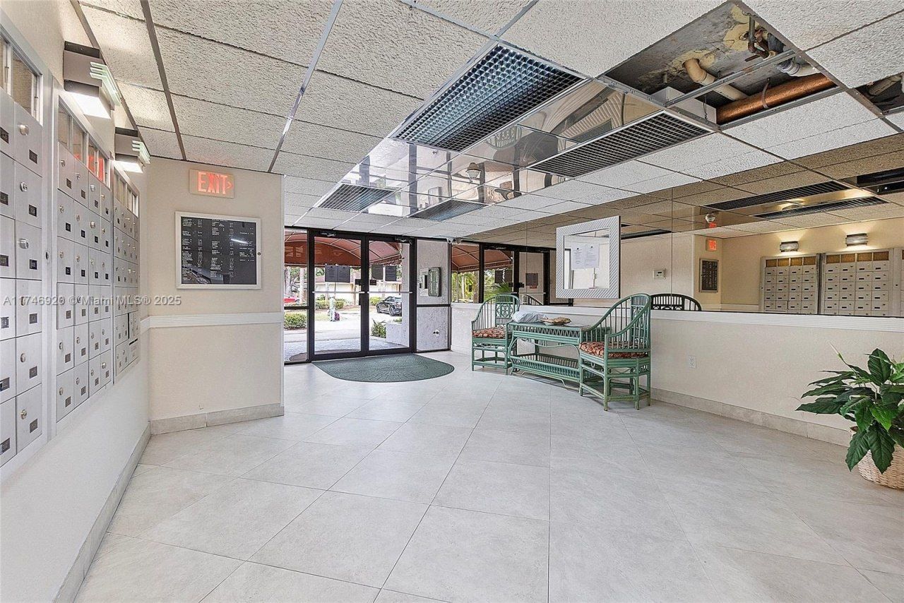 5530 NW 44th St, Unit 306C, Lauderhill, FL 33319 Photo