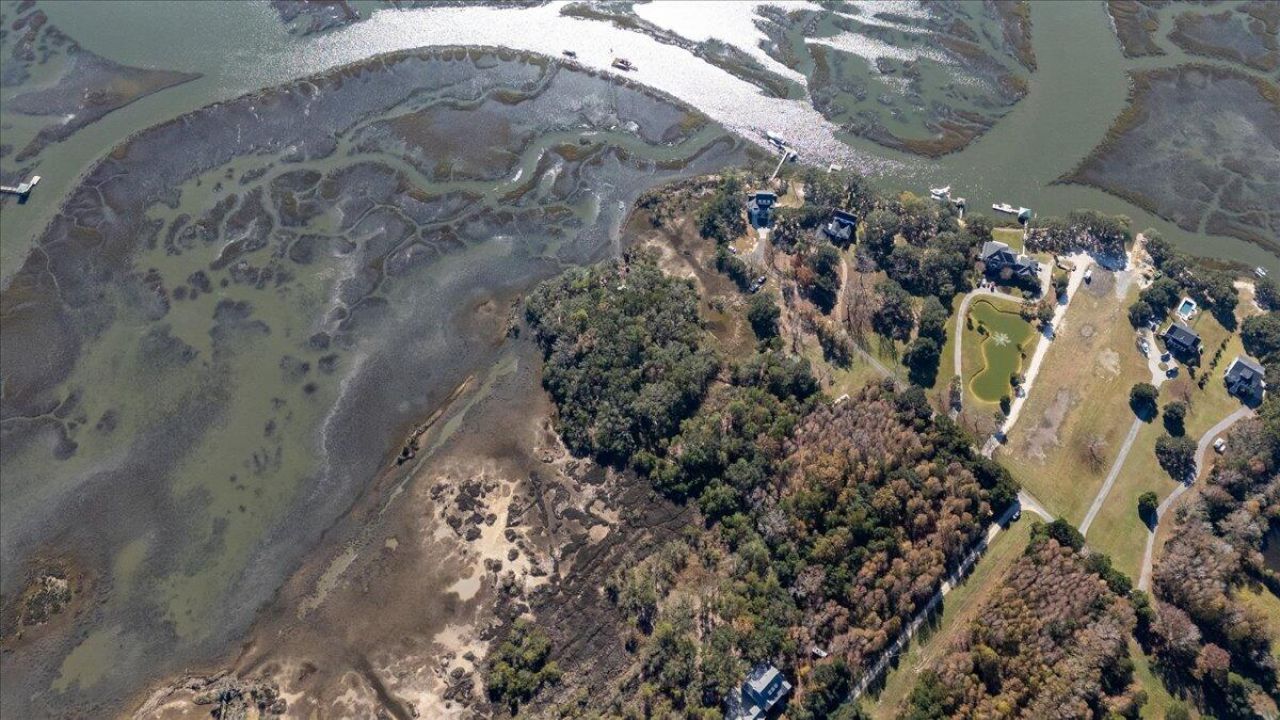 5d Archfield Avenue Photo 23