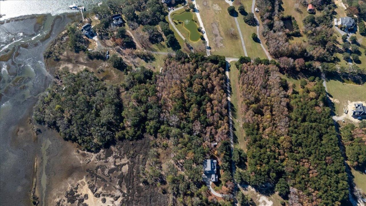 5d Archfield Avenue Photo 25