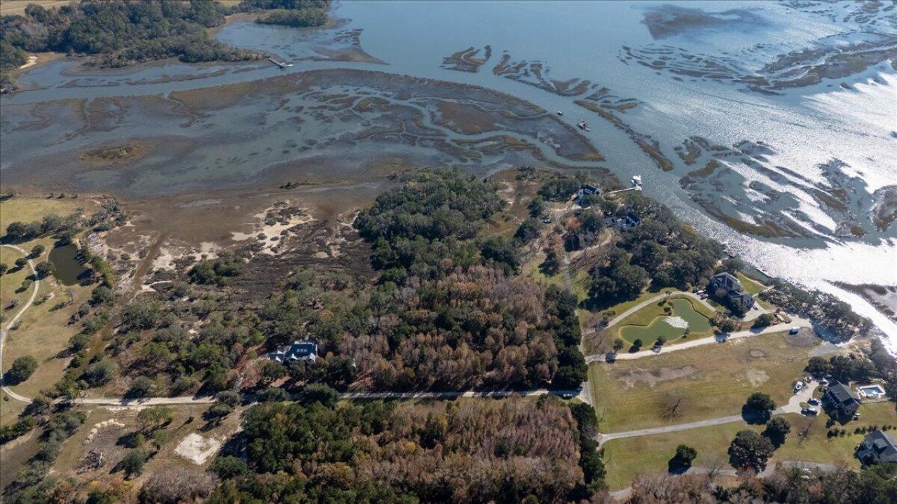 5d Archfield Avenue Photo 28