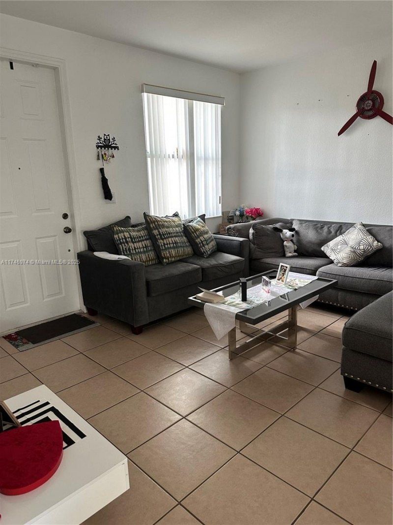 11031 SW 246th St, Homestead, FL 33032 Photo