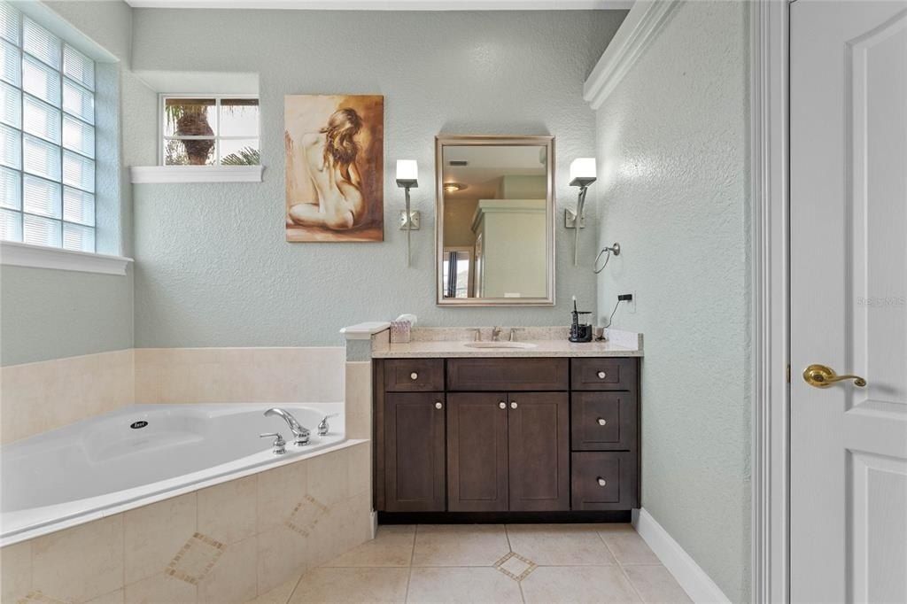 3569 Bellington Drive, Orlando, FL 32835 Photo