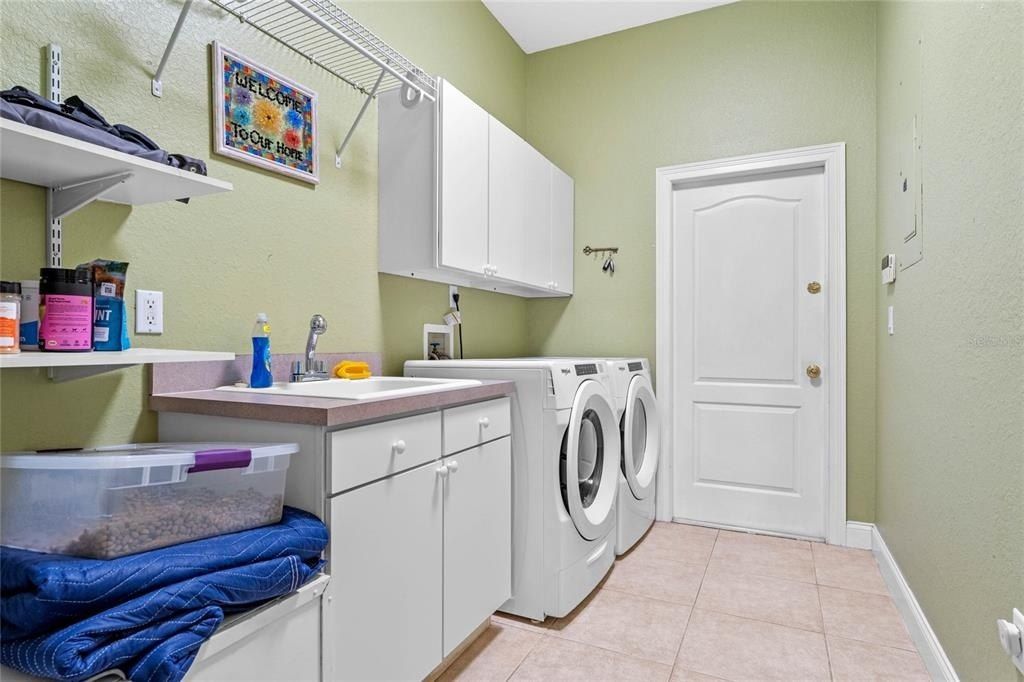 3569 Bellington Drive, Orlando, FL 32835 Photo