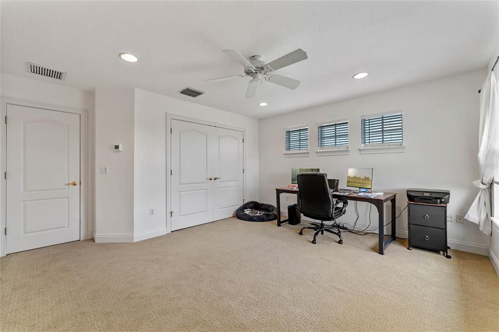 3569 Bellington Drive, Orlando, FL 32835 Photo