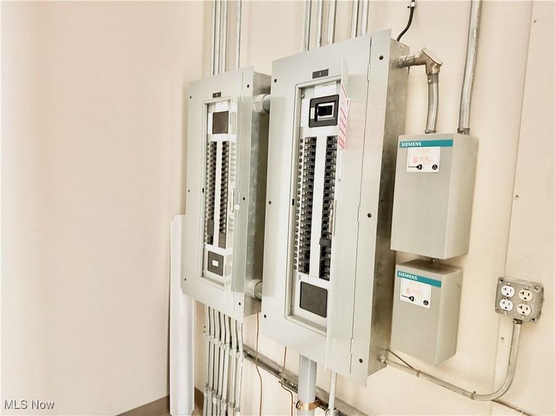 6020 Manchester Road, New Franklin, OH 44319 Photo 33