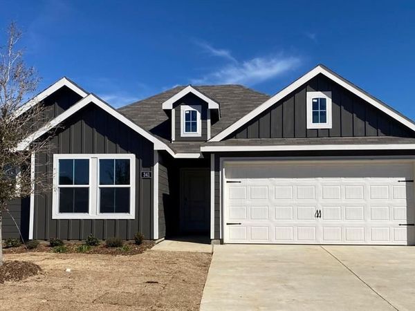 341 Dry Creek Lane, Canton, TX 75103