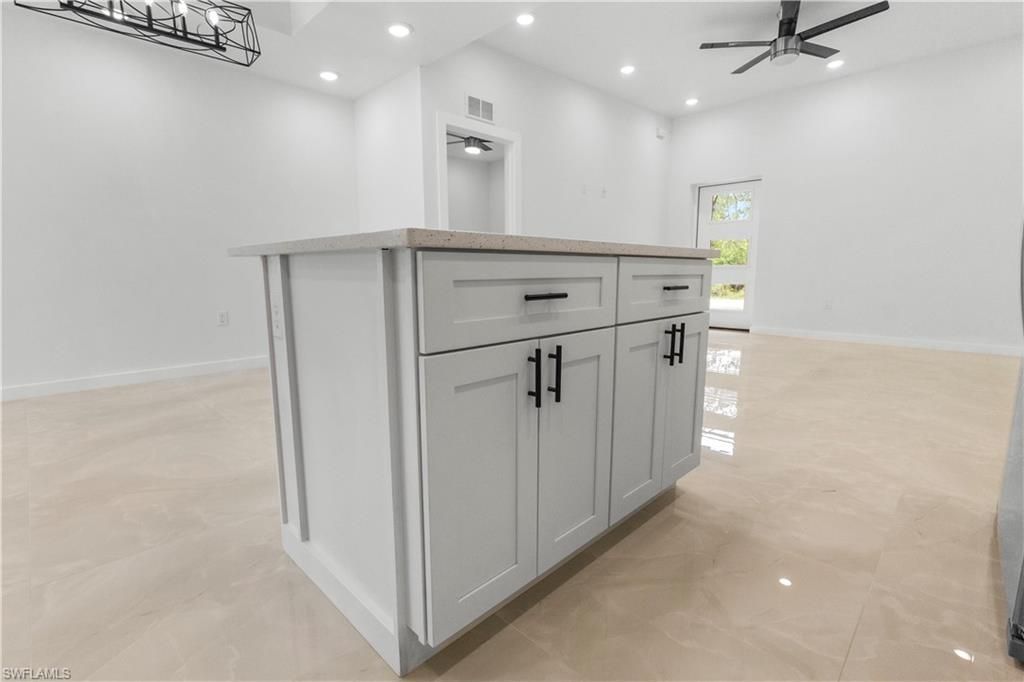 307 W 9th St, Lehigh Acres, FL 33972 Photo