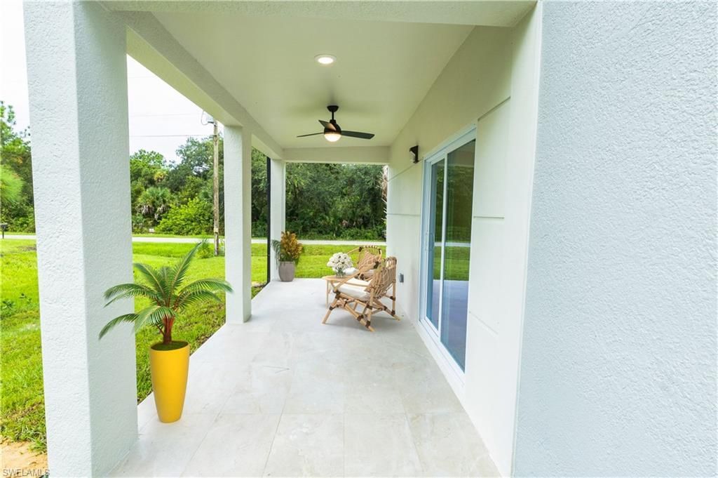 307 W 9th St, Lehigh Acres, FL 33972 Photo