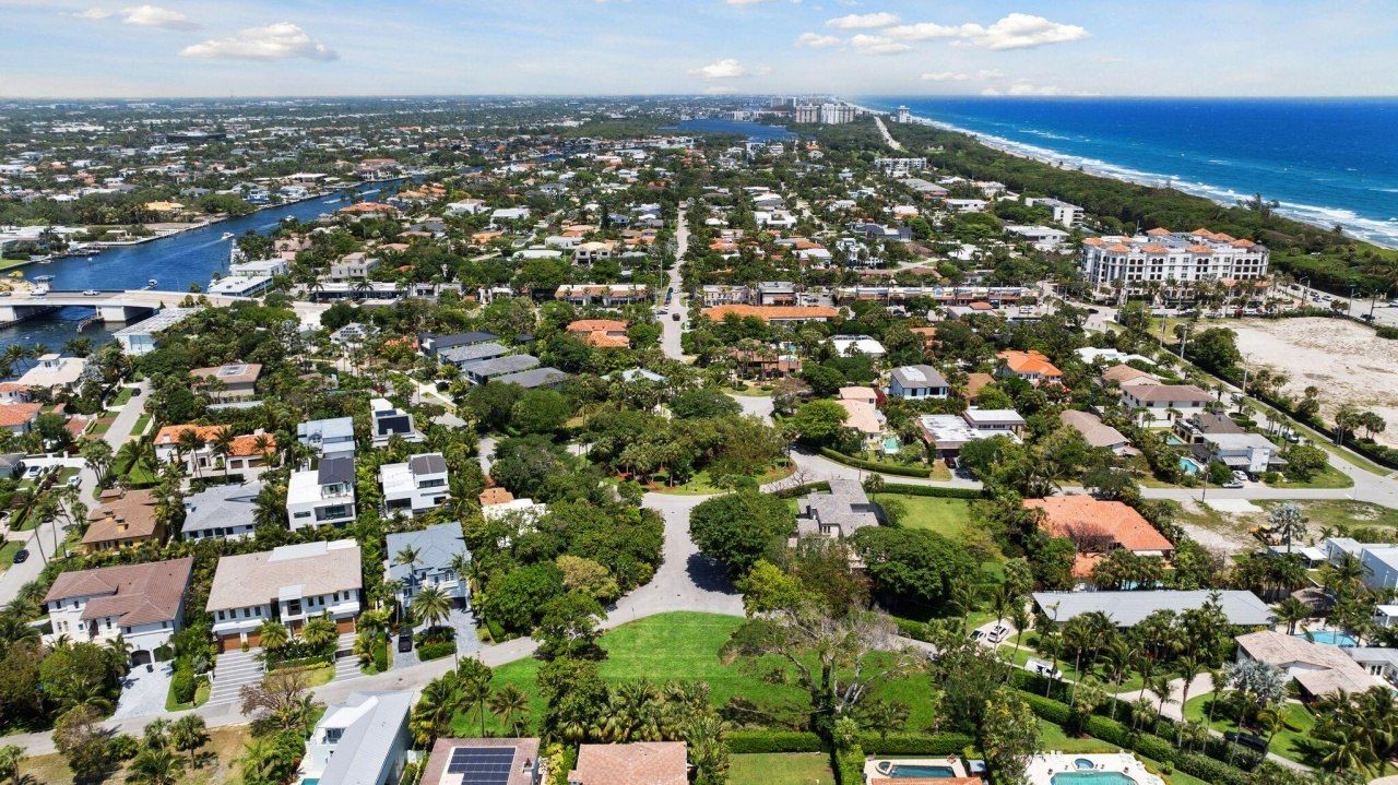 800 W Fern Drive, Boca Raton, FL 33432 Photo