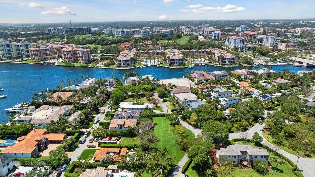 810 E Fern Drive, Boca Raton, FL 33432 Photo