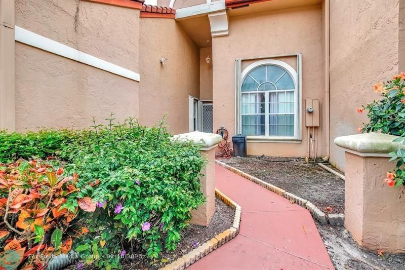 9720 Malvern Drive, Tamarac, FL 33321 Photo