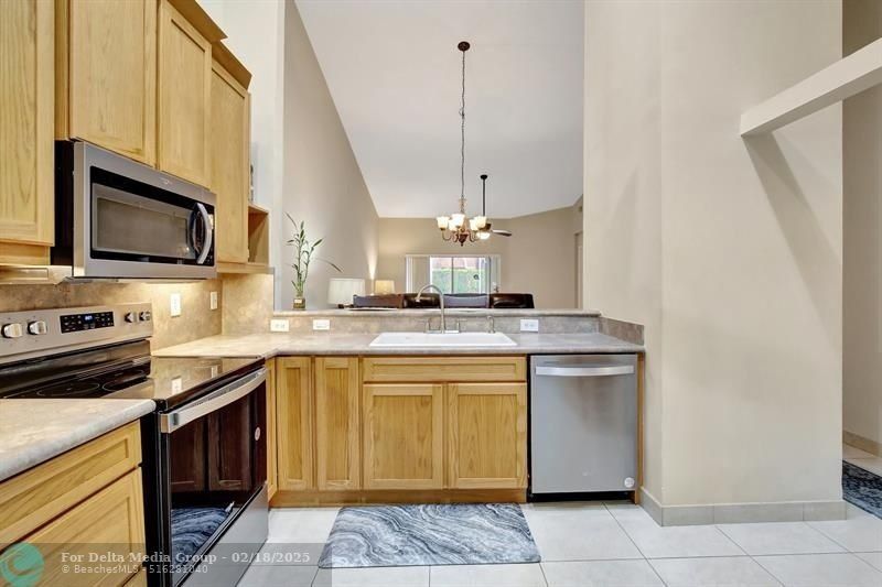 9720 Malvern Drive, Tamarac, FL 33321 Photo