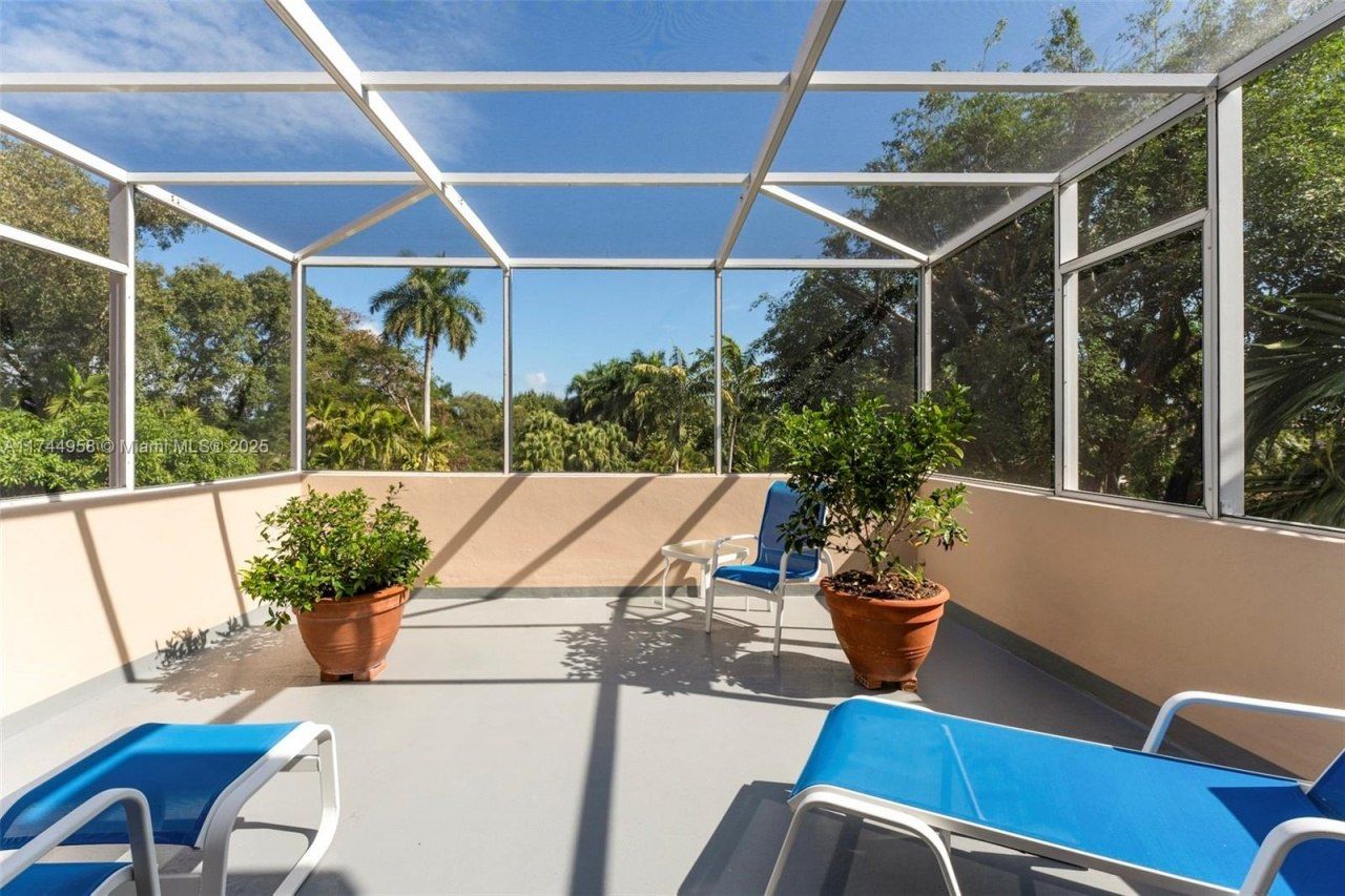 4197 S Douglas Rd, Miami, FL 33133 Photo