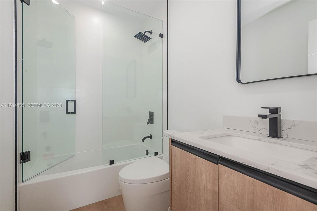 1985 Calais, Unit 3, Miami Beach, FL 33141 Photo
