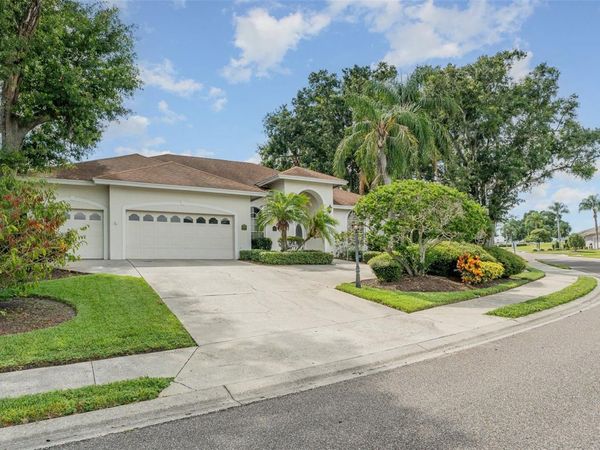 6850 HUNTINGTON HILLS BOULEVARD, LAKELAND, FL 33810