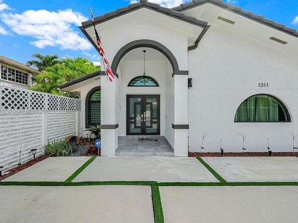 1311 SW 139th Ct, Miami, FL 33184