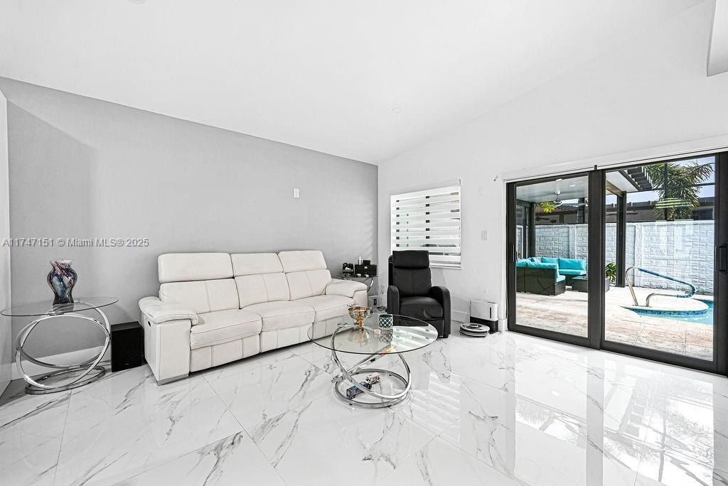 1311 SW 139th Ct, Miami, FL 33184 Photo