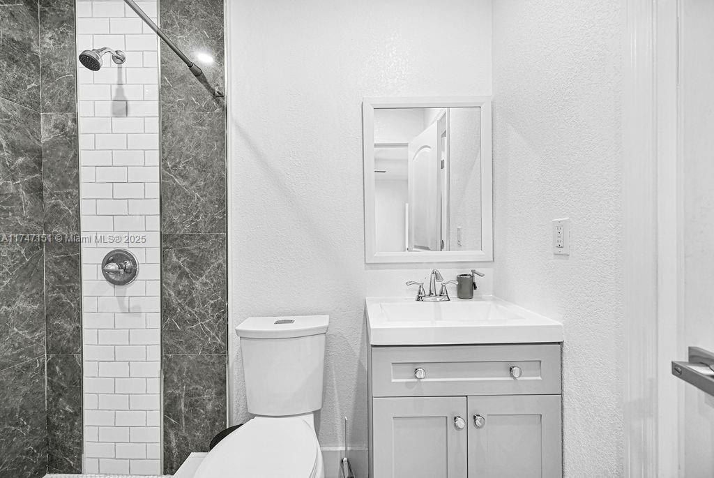 1311 SW 139th Ct, Miami, FL 33184 Photo