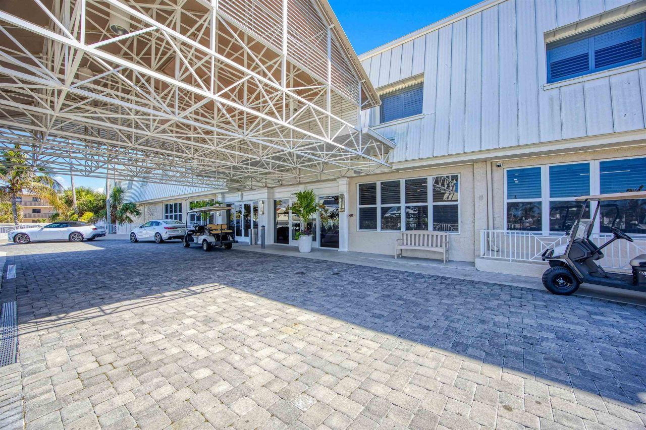 1401 Middle Gulf Drive, Unit O206, Sanibel, FL 33957 Photo