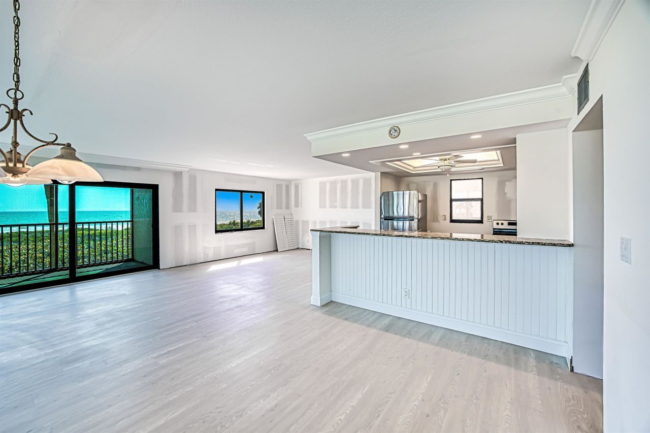 1401 Middle Gulf Drive, Unit O206, Sanibel, FL 33957 Photo