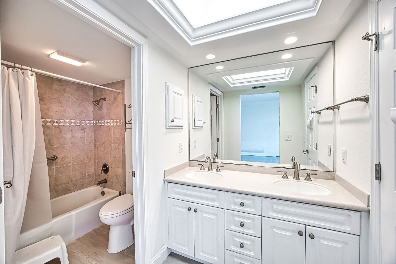 1401 Middle Gulf Drive, Unit O206, Sanibel, FL 33957 Photo