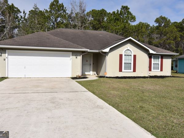 218 Lake Forest Drive, Kingsland, GA 31548