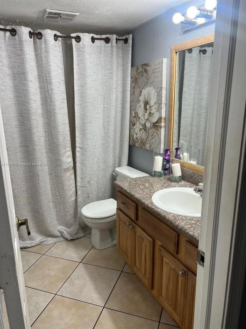 3057 Coral Springs Dr, Unit 102, Coral Springs, FL 33065 Photo