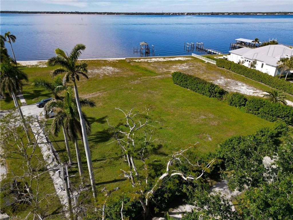 1301 Poinciana Ave, Fort Myers, FL 33901 Photo