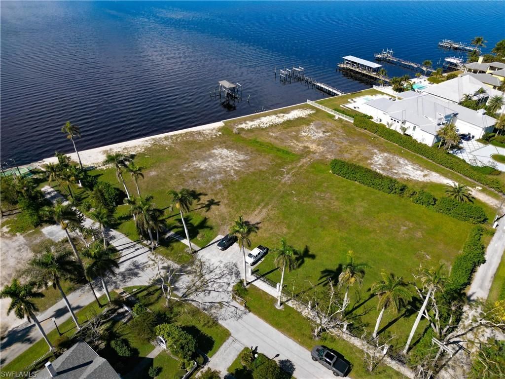 1301 Poinciana Ave, Fort Myers, FL 33901 Photo