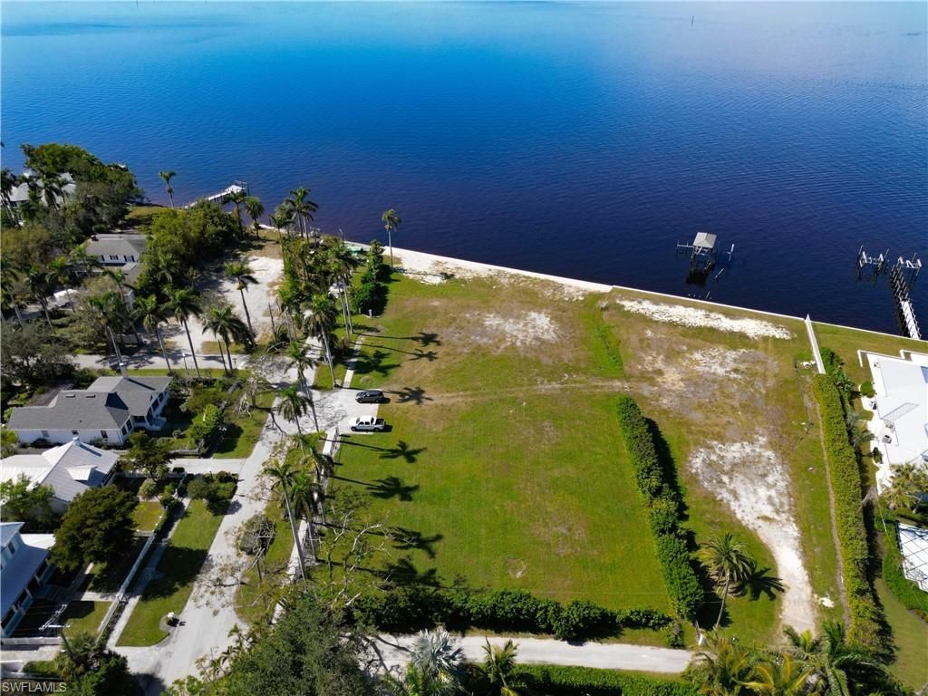 1301 Poinciana Ave, Fort Myers, FL 33901 Photo