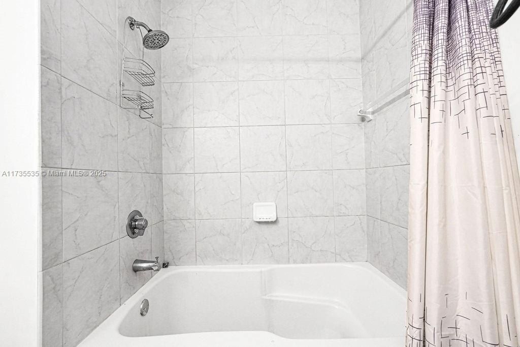 133 NE 2nd Ave, Unit 3017, Miami, FL 33132 Photo